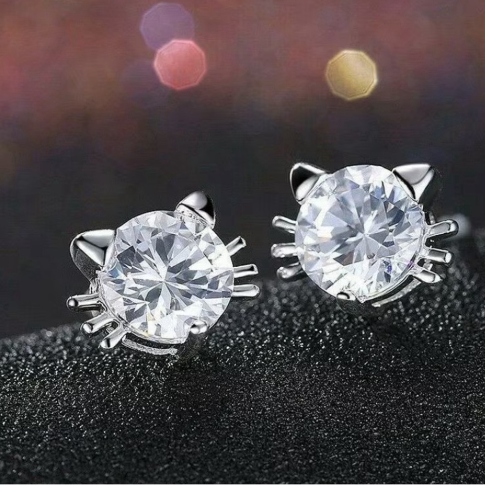 New sterling silver and crystal cat stud earrings delicate